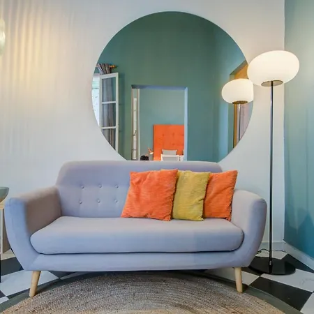 The House In Old Mint Street