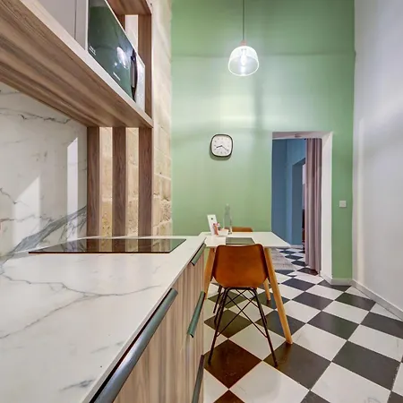 The House In Old Mint Street