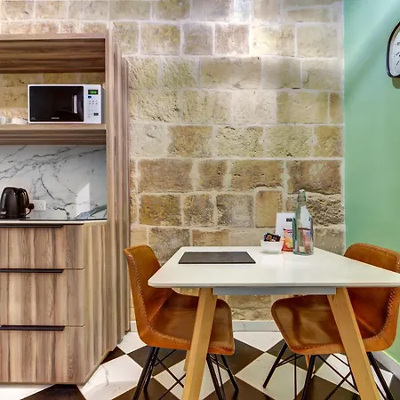 דירה The House In Old Mint Street