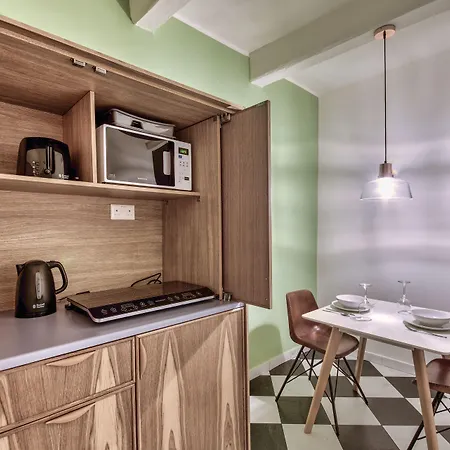 דירה The House In Old Mint Street ואלטה