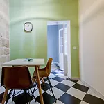 The House In Old Mint Street * Valletta