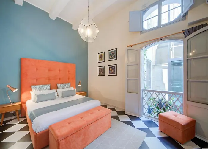 The House In Old Mint Street