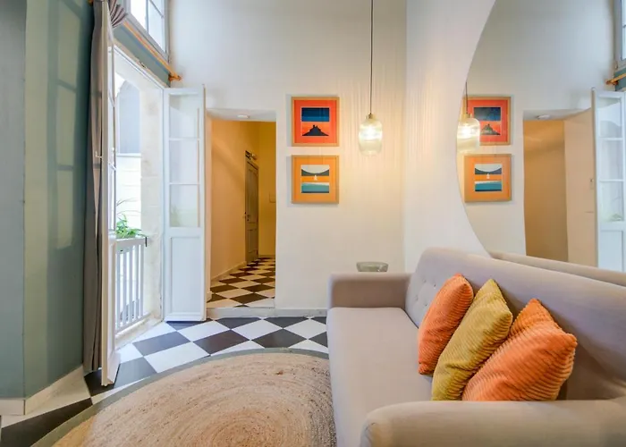 The House In Old Mint Street * Valeta